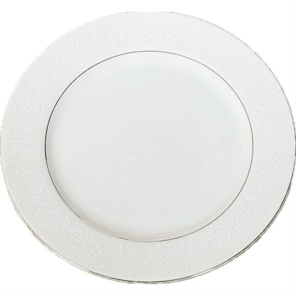 Lovelace buy Crown Victoria, 10 inch dinner plate ￼ - Picture 1 of 6